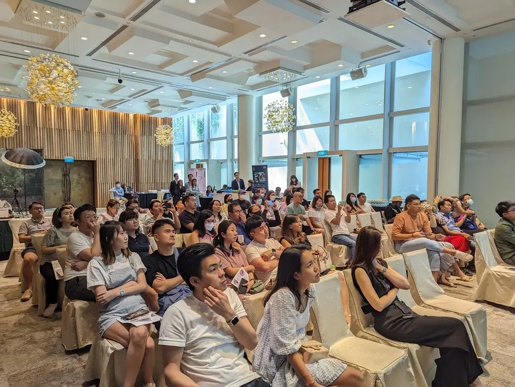 pxl 20231111 063328463