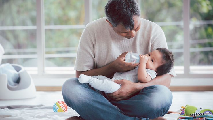 6 Helpful Tips For Dads With Newborns
